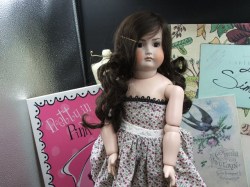 eb 81 red velvet dress b